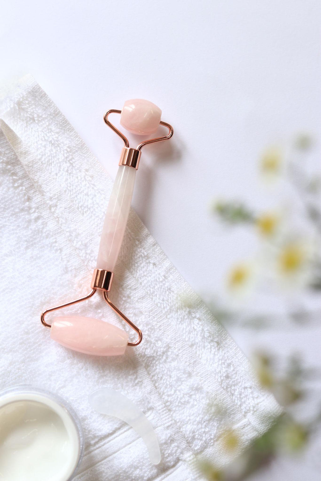 Rose Quartz Facial Roller