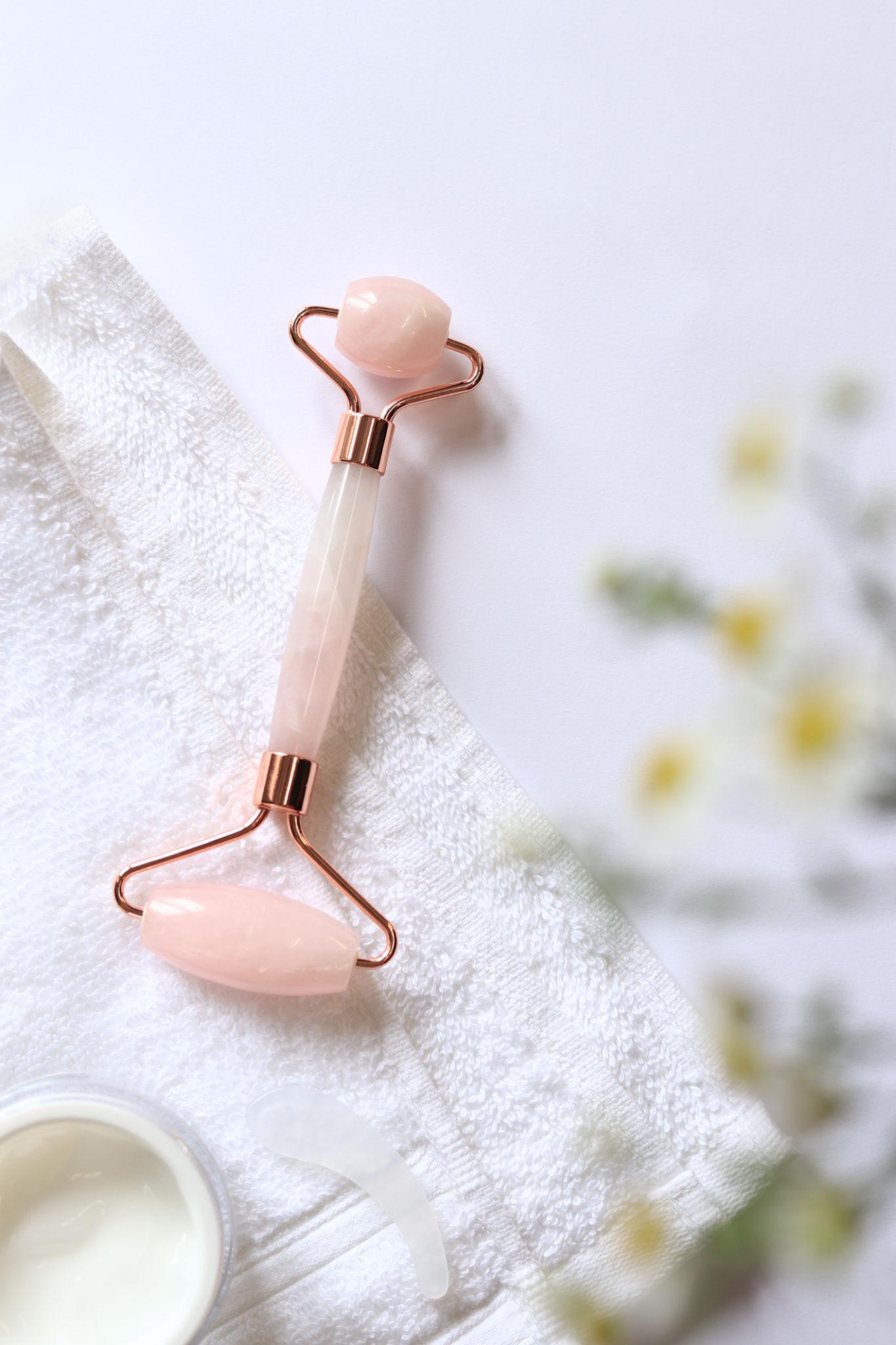 Rose Quartz Facial Roller